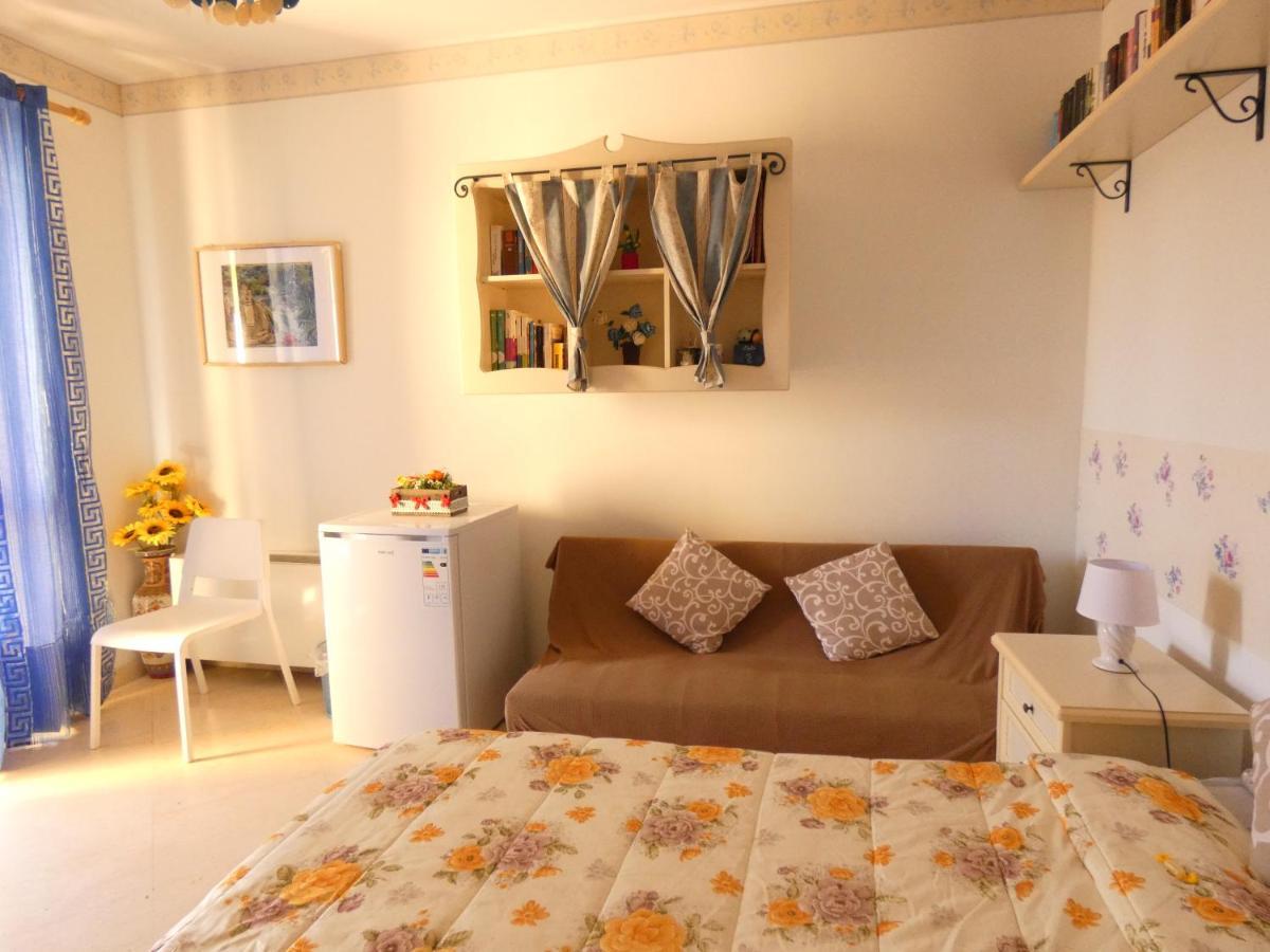 Villa Magnolia B&B Taormina Exteriör bild
